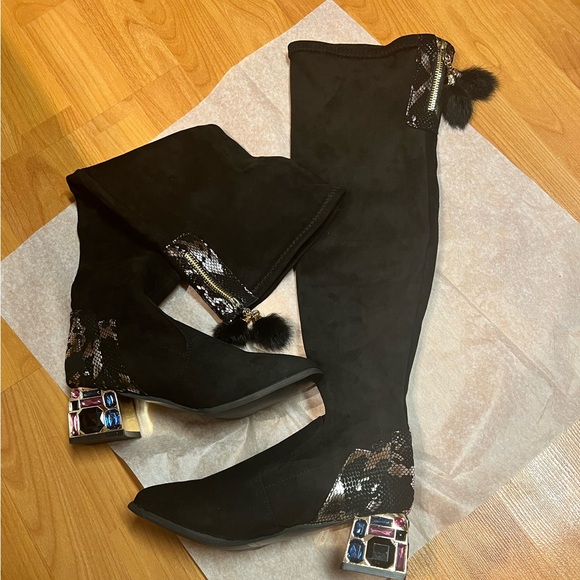 NWOT- Faux Suede Pull Up High Boots (US 7) - Picture 3 of 11